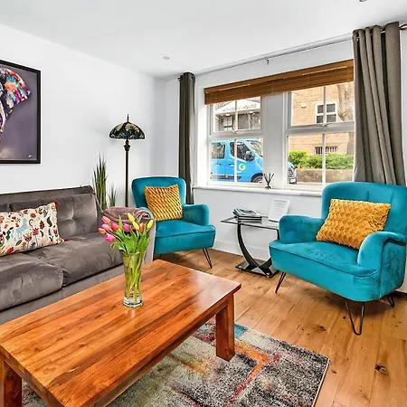 Finest Retreats - Mowbray Apartment