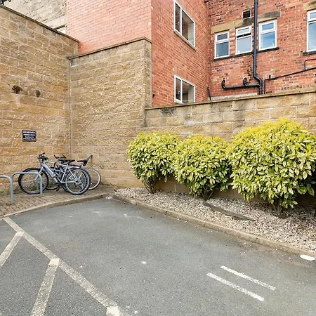 Finest Retreats - Mowbray Harrogate