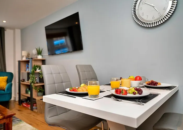 Finest Retreats - Mowbray