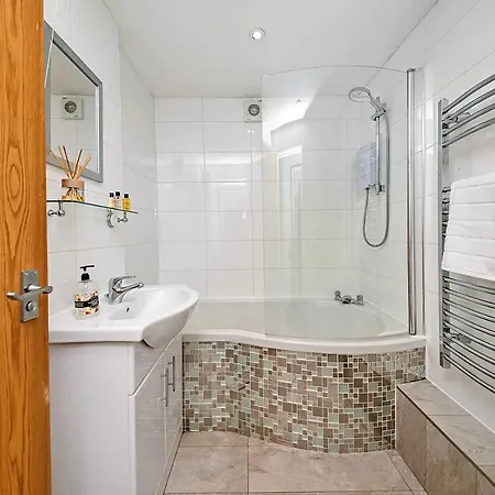 Finest Retreats - Mowbray *