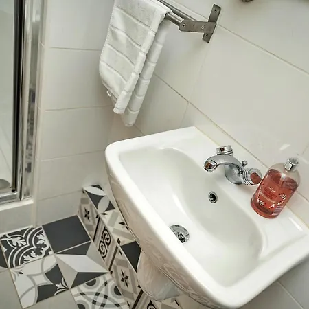 Finest Retreats - Mowbray Apartman Harrogate